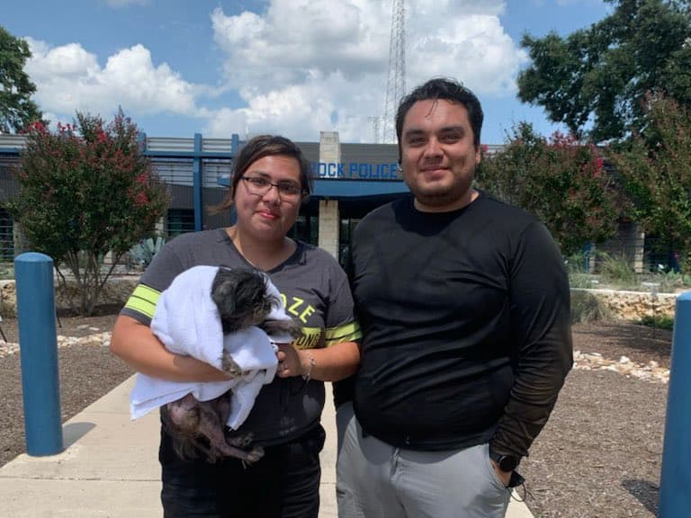 La perrita estaba desaparecida 
<a href="https://www.univision.com/local/austin-kakw/mascota-vuelve-a-casa-dos-anos-despues-de-haber-desparecido-video">desde hace dos años. </a>