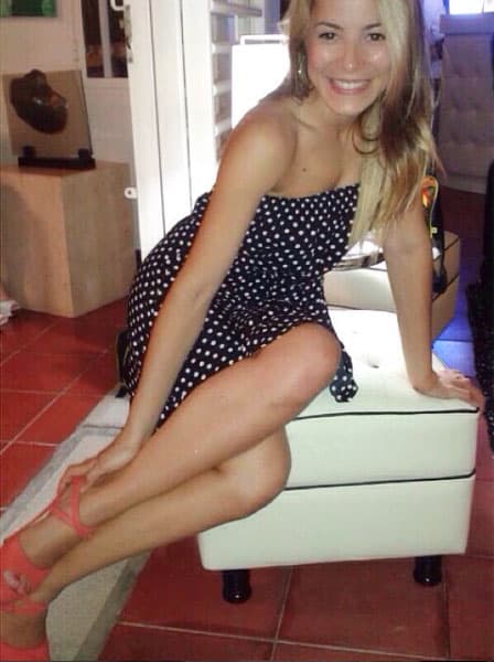 Su mayor defecto es la mala memoria, sin embargo es muy aplicada para aprenderse las líneas de sus personajes.