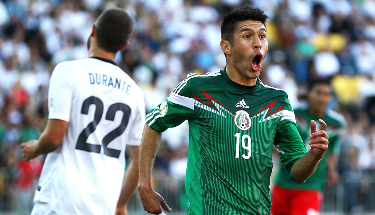 Para clasificar a la Copa Mundial de la FIFA, varias selecciones deben jugar Playoffs, como lo tuvo que hacer México para llegar al Mundial de Brasil 2014.