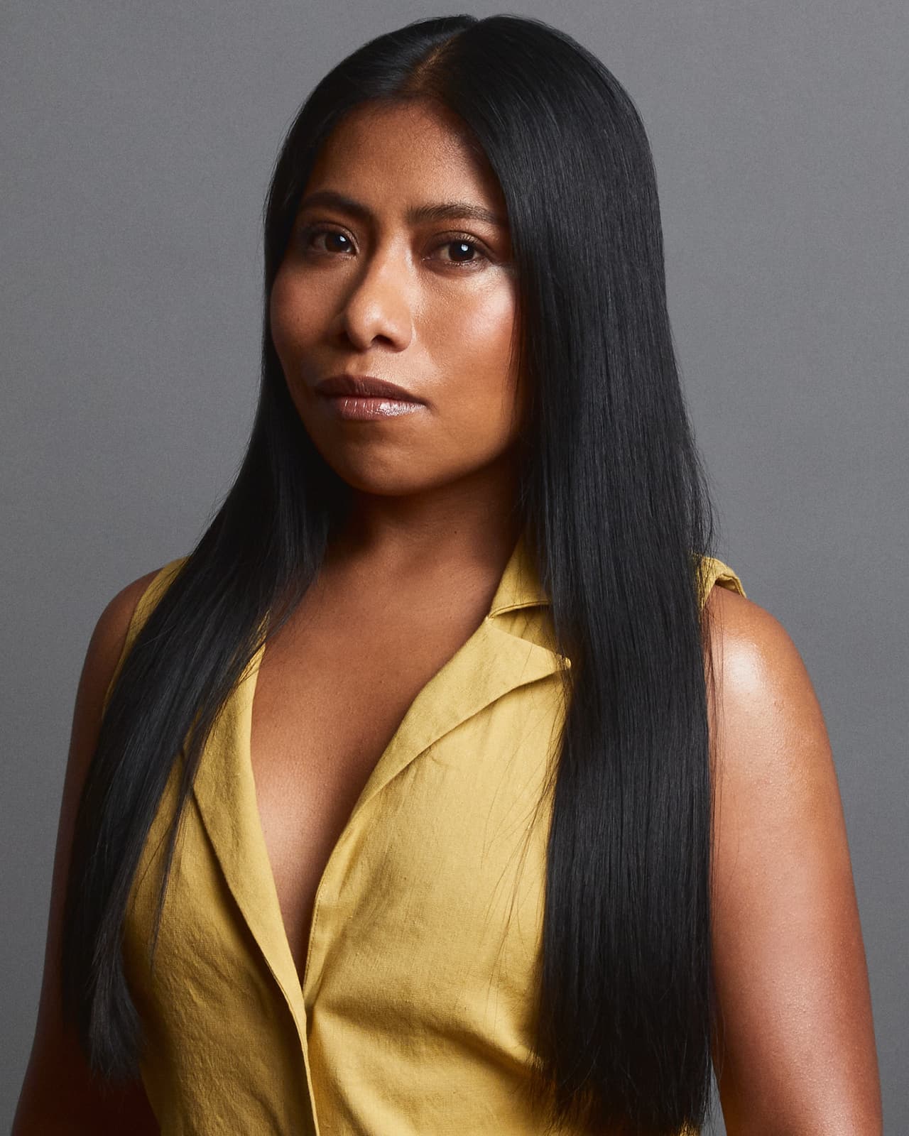 En la historia, inspirada en la leyenda maya del nahual, Yalitza da vida a Clara, una mujer que tras vivir en Estados Unidos regresa a su estado natal, Oaxaca, México, a presentar a su bebé a su familia, desatándose una historia de misterio y suspenso.