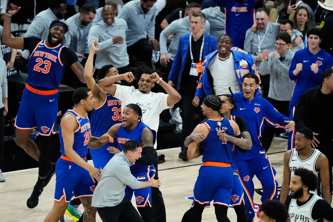 El base zurdo transformó completamente a los Knicks desde su llegada hace cuatro años. Su liderazgo y capacidad anotadora 
<b>cambiaron el destino de una franquicia </b>acostumbrada a la frustración.