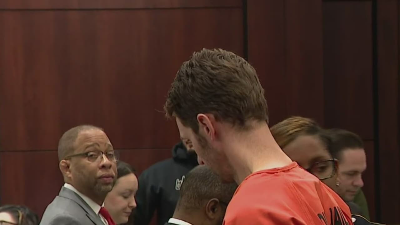 Suspenden juicio contra Lee Mongerson Gilley, acusado de asesinar a su esposa embarazada en Houston