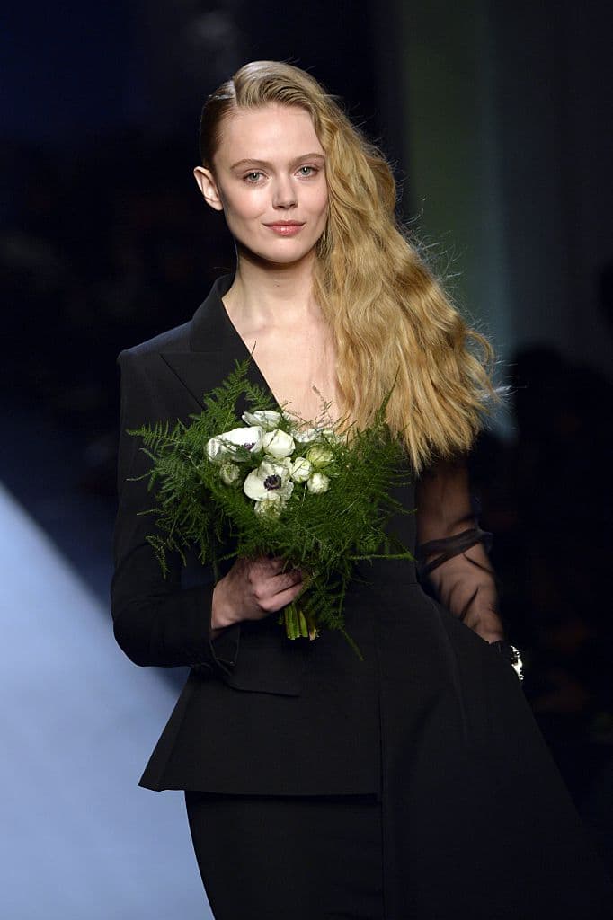 A sus 28 años también es modelo profesional y ha participado en diversas pasarelas de diseñadores donde deja salir su lado más femenino.