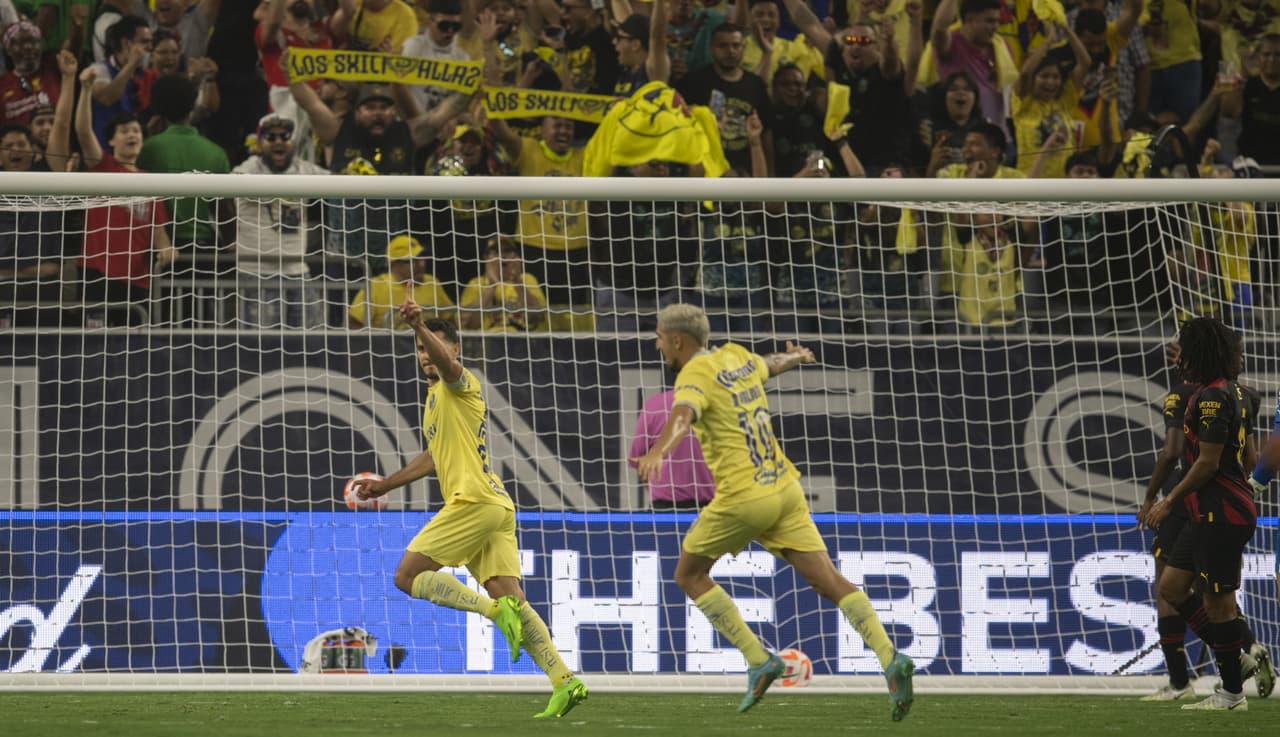 Manchester City metió el acelerador en el momento oportuno y se llevó el triunfo en un buen partido ante un América que no se amedrentó y que salió respondón en el primer tiempo. Hubo conato de bronca.