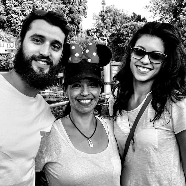 De vacaciones con la familia de su galán.