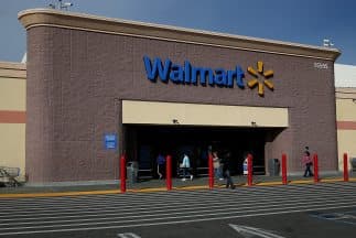 Walmart introduce servicio de envío de dinero