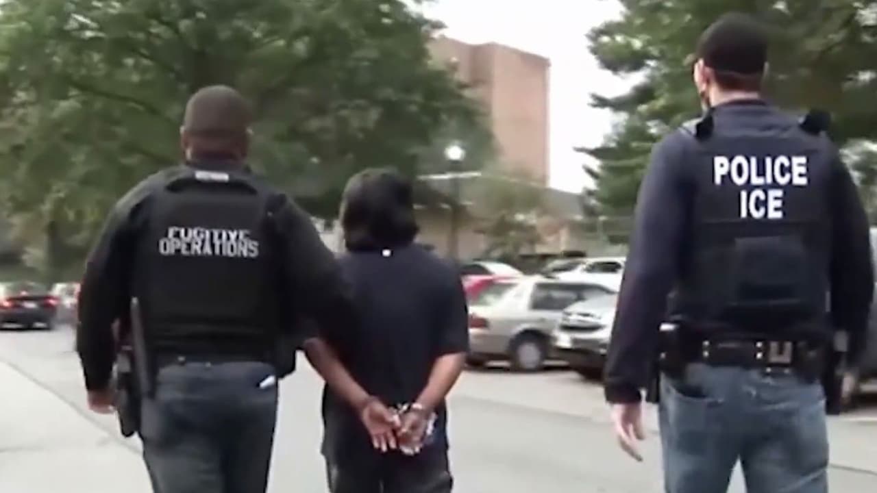 DHS ordena a ICE perseguir y sancionar a inmigrantes y abogados por fraude en casos de asilo