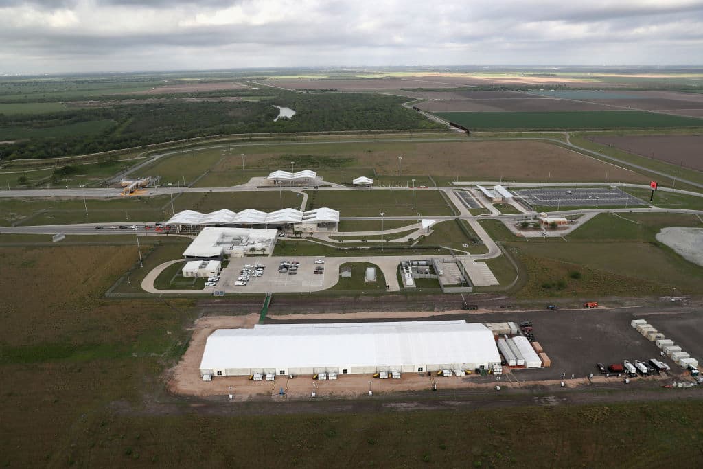 Vista aérea del centro de detención de inmigrantes de Donna, Texas.