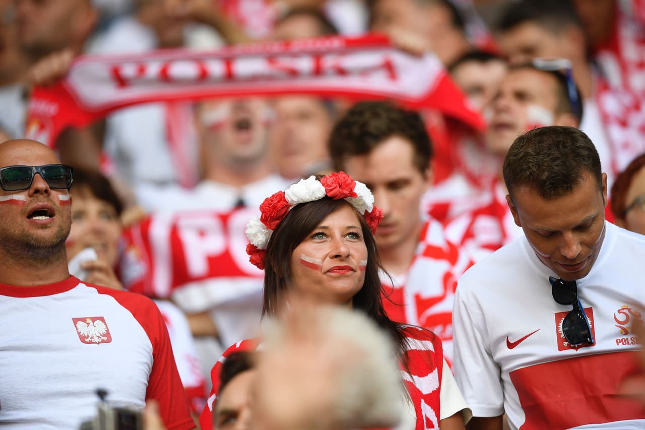 Suizas, norirlandesas, galesas, polacas, croatas y portuguesas, las chicas de la jornada en el arranque de los octavos de la Eurocopa 2016.