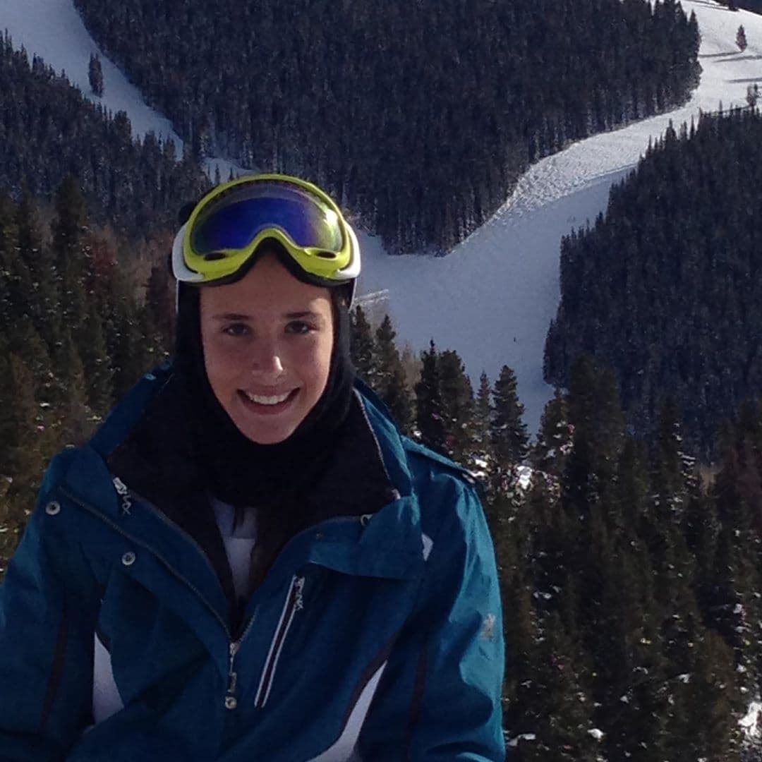 Uno de sus pasatiempos favoritos es viajar, pero lo que más disfruta es hacerlo con su familia y guardar recuerdos de esos días felices.