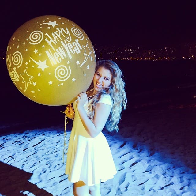 Entre su lujoso estilo de vida.