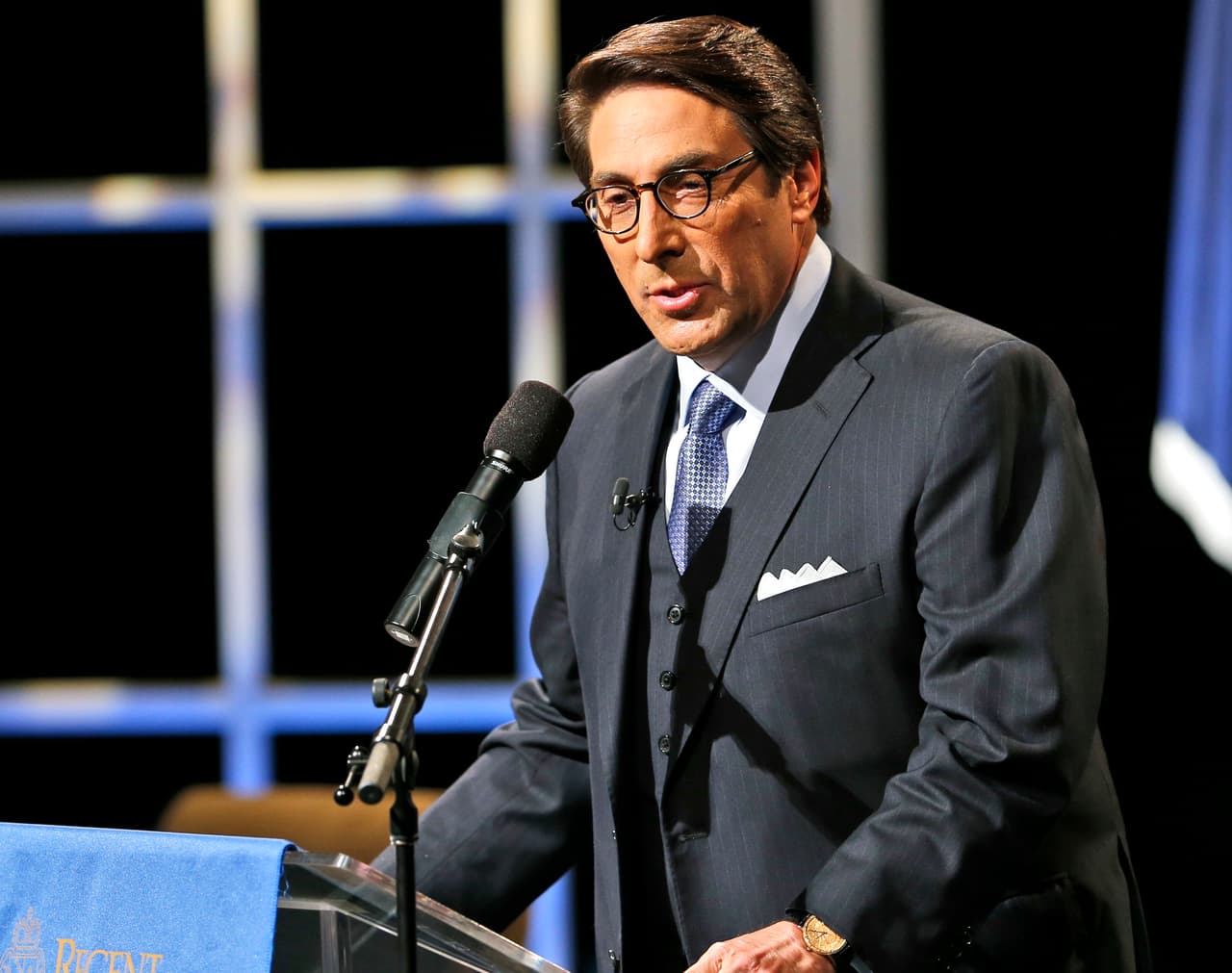 <b>Jay Sekulow, abogado personal de Donald Trump</b>. Es un personaje mediático, invitado regularmente a comentar en la cadena Fox News y en la cadena de televisión cristiana CBN. Es el director del Centro Estadounidense de Derecho y Justicia, una organización conservadora.