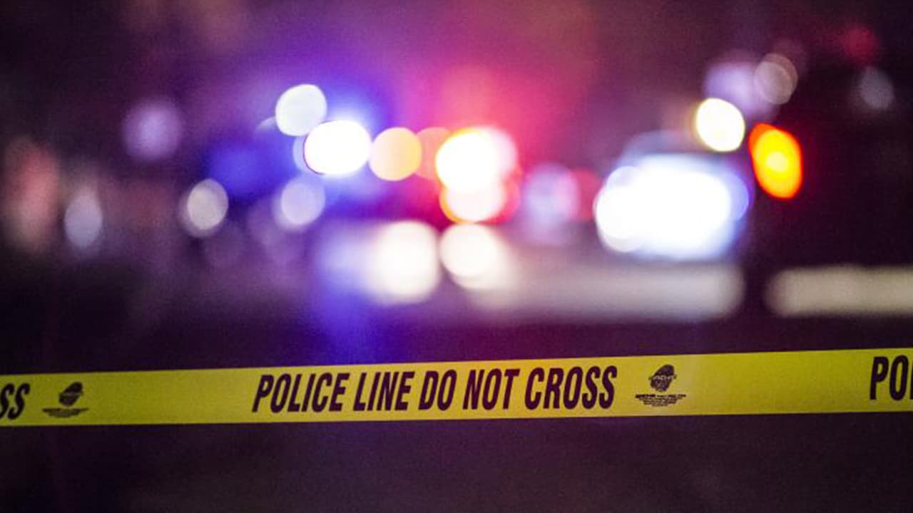 Hallan muerto a menor de 16 años en el cuarto de un hotel al noroeste de la ciudad de Houston