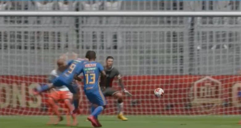 Nahuel Guzmán fue el encargado de frenar el ataque de Kevin Mercado y terminar goleando a los Hidrorayos.