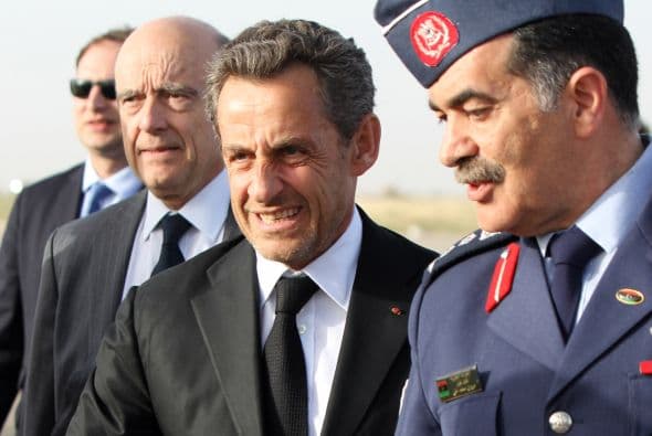 El ex presidente francés Nicolas Sarkozy fue inculpado por "abuso de debilidad" en el caso de la millonaria Liliane Bettencourt, indicó a la AFP su abogado Thierry Herzog, quien anunció su intención de apelar "inmediatamente". Ver toda la información