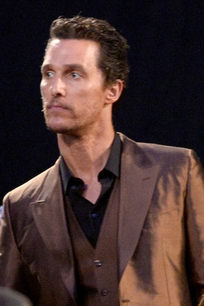 ¿A quién andas viendo, Matthew? Mira aquí los videos más chismosos.