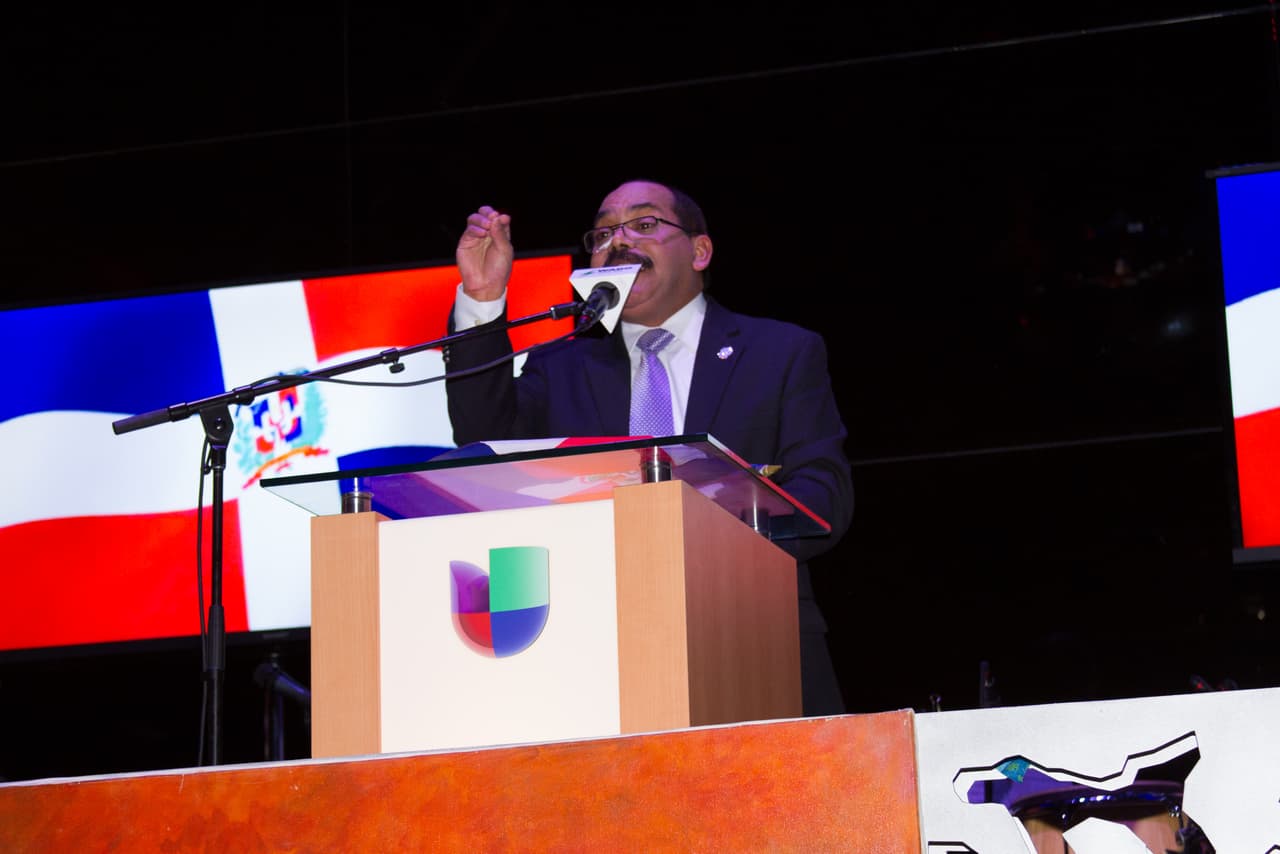 La Familia de Univision, líderes de la comunidad y la agrupación de salsa Chiquito Team Band le pusieron mucho sabor a la celebración en el Alto Manhattan, mira aquí lo que pasó.