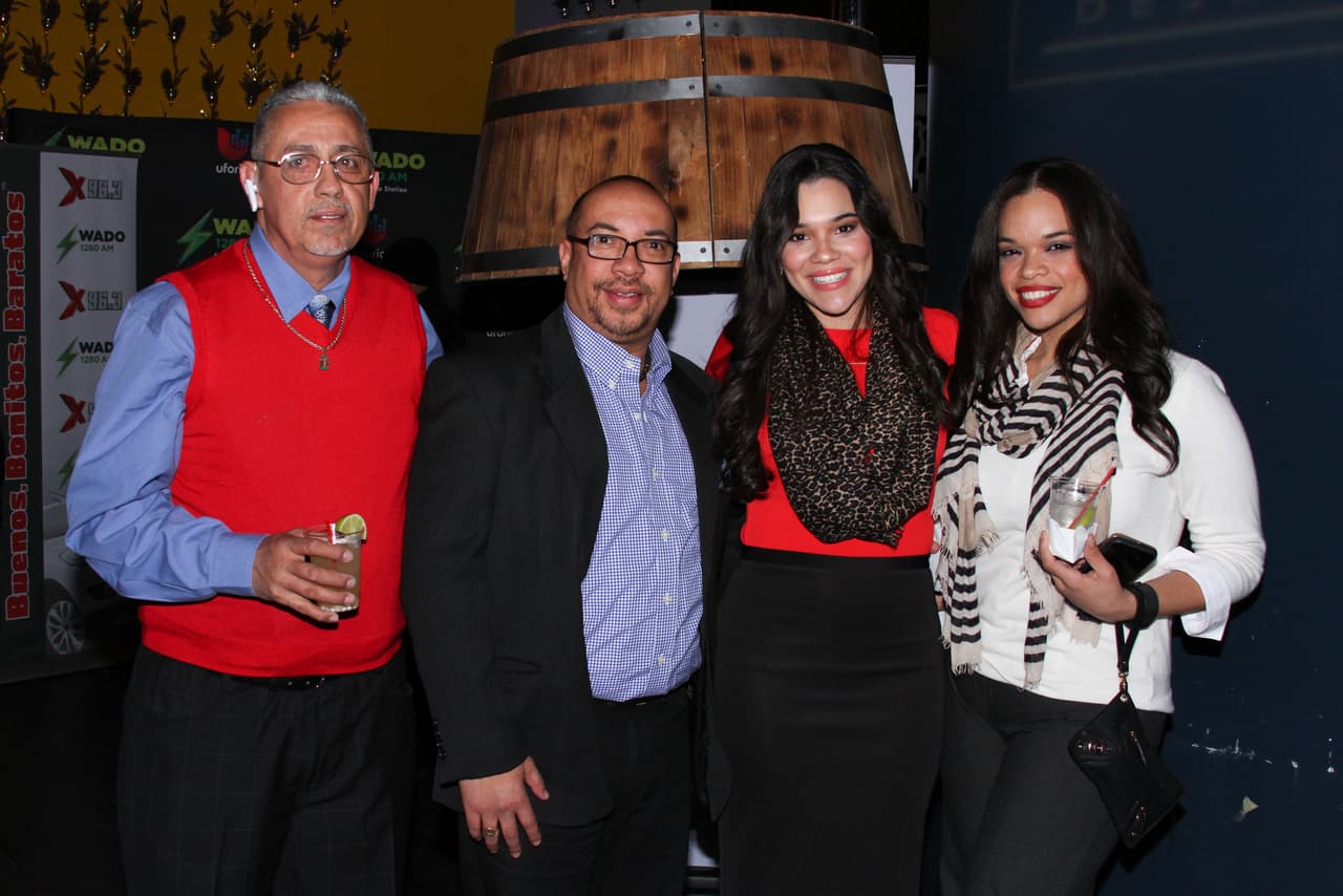 La Familia de Univision, líderes de la comunidad y la agrupación de salsa Chiquito Team Band le pusieron mucho sabor a la celebración en el Alto Manhattan, mira aquí lo que pasó.