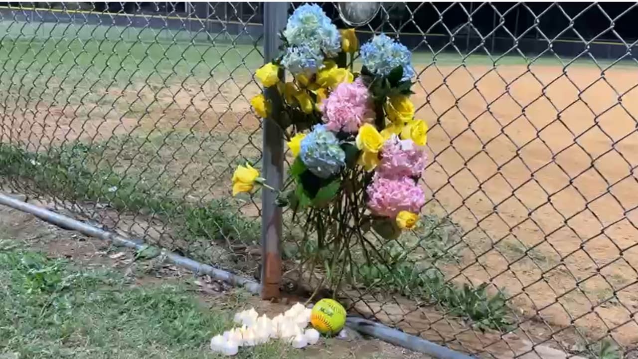 Los bomberos lograron controlar las llamas y evitar que el incendio se extendiera a otras unidades, aunque el impacto fue devastador. 
<b>Tres niños, todos miembros de la misma familia, fueron declarados muertos en el lugar, </b>mientras que dos adultos y un niño resultaron gravemente heridos y fueron trasladados a hospitales. Un bombero también sufrió lesiones menores durante las labores de rescate.