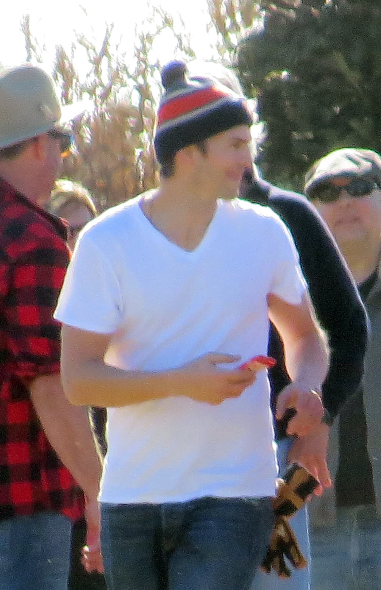 Ashton parece que le ha gustado la invitación y seguramente será uno de las caras que veremos regularmente en este tipo de eventos.