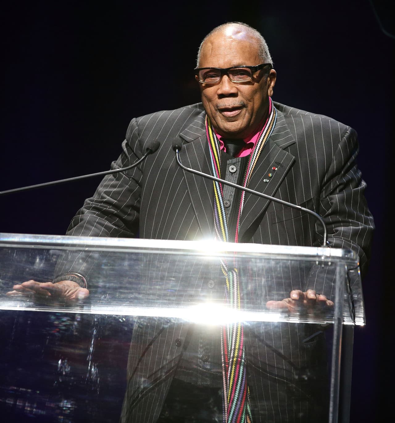 En el 2009 también recibió el Clinton Global Award a la filantropía.