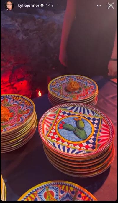 Hubo quien aseguró que es "una de las cosas más tristes que he visto", mientras que otro usuario en Twitter comentó que esa porción de cena "califica como un crimen de odio". 
<br>