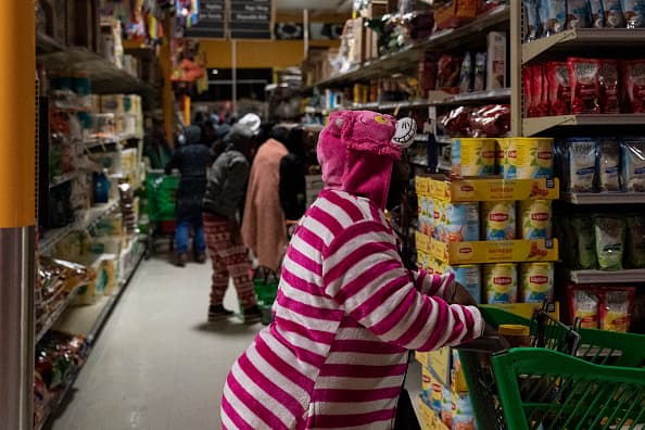 HEB limitó nuevos productos debido a la emergencia que enfrenta el estado de Texas por la tormenta invernal que ha dejado carreteras congeladas y la falta de energía eléctrica en miles d hogares.