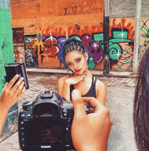 Así que ser multifacética le permite darle un toque diferente a lo que haga y a lo que esté a su lado.