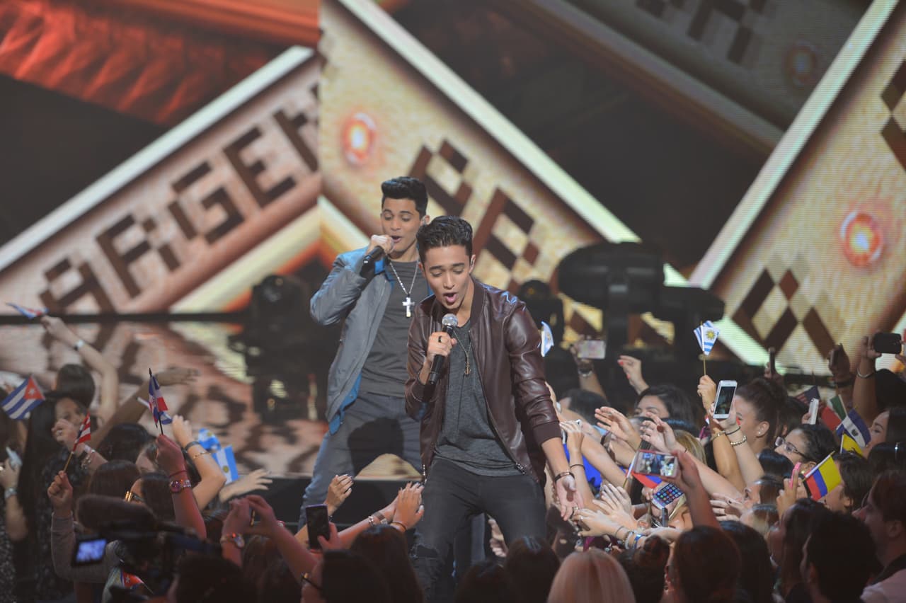 Una noche llena de emociones y muchos nervios. Los doce chicos dieron lo mejor de sí en esta primera gala en directo. Dinos cuál es tu favorito.