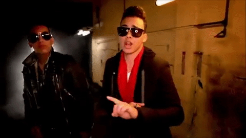 Prince Royce no se quiso quedar atrás y con un ritmo sensual grabó al lado del cantante el sencillo ‘Ven conmigo’.