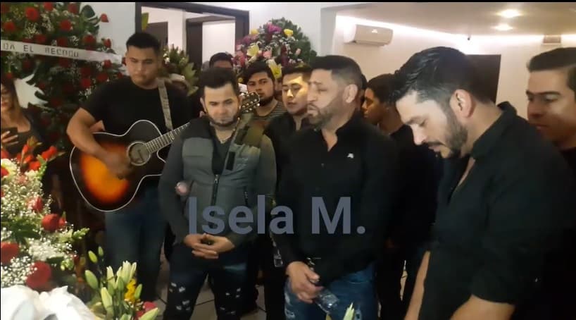 Pancho Barraza dijo que Marytoña era un ejemplo de vida, pues a pesar de su enfermedad, nunca se rindió y siempre se le veía sonriendo y cantando.