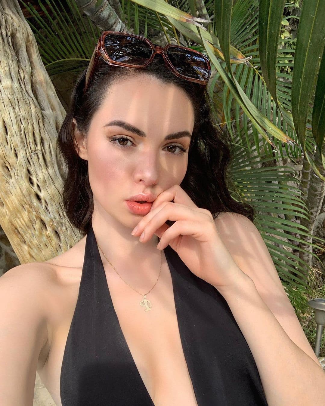 Al medio día de este 21 de julio, el actor le envió un 
<b><a href="https://www.univision.com/shows/despierta-america/mauricio-ochmann-nueva-novia-responde-sobre-el-amor-entre-el-y-aislinn-derbez">romántico mensaje a la modelo y conductora</a></b>, pues tienen varias semanas separados.
<br>