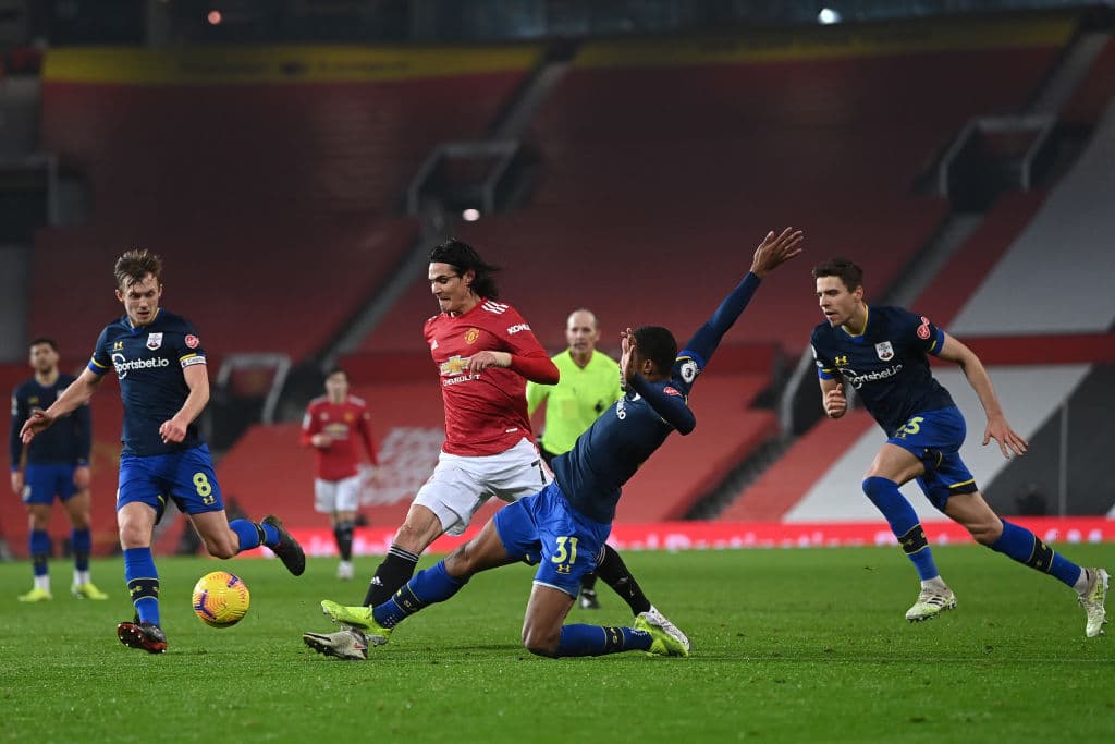 Manchester United aplastó al Southampton 9-0. Los ‘Red Devils’ igualaron al Manchester City con 44 unidades en la cima de la justa. Southampton se queda con 29 puntos.