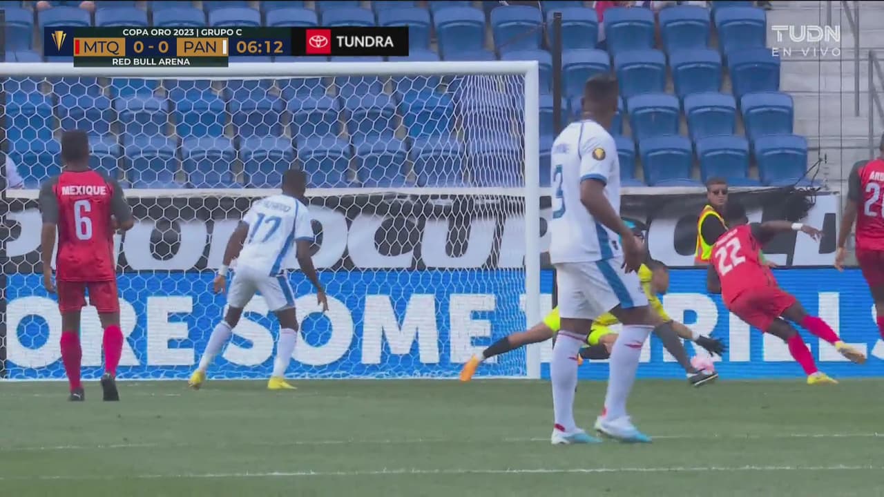 ¡No pudo cantar el gol! Murillo se pierde el primero para Panamá