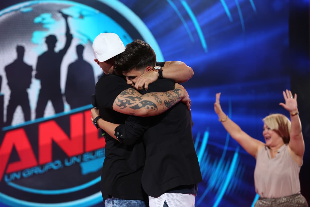 Este chico encantó a las chicas. Interpretó una canción de Luis Fonsi, pero los jueces le pidieron cantar a cappella. Este boricua casi queda fuera de la competencia.