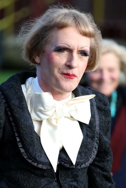 Grayson es famosamente conocido no solo por haber ganado el premio Turner de arte contemporáneo en 2003.