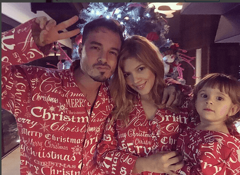 El más consentidor, junto a su hermana Carolina y su hermosa sobrina.