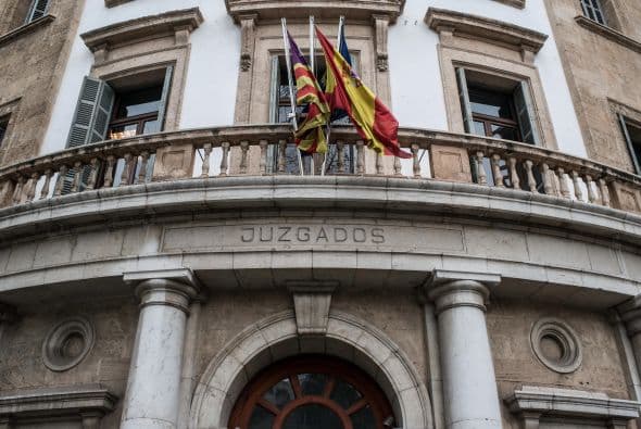 Esta cantidad significa 150,186,156 descargas en un año.