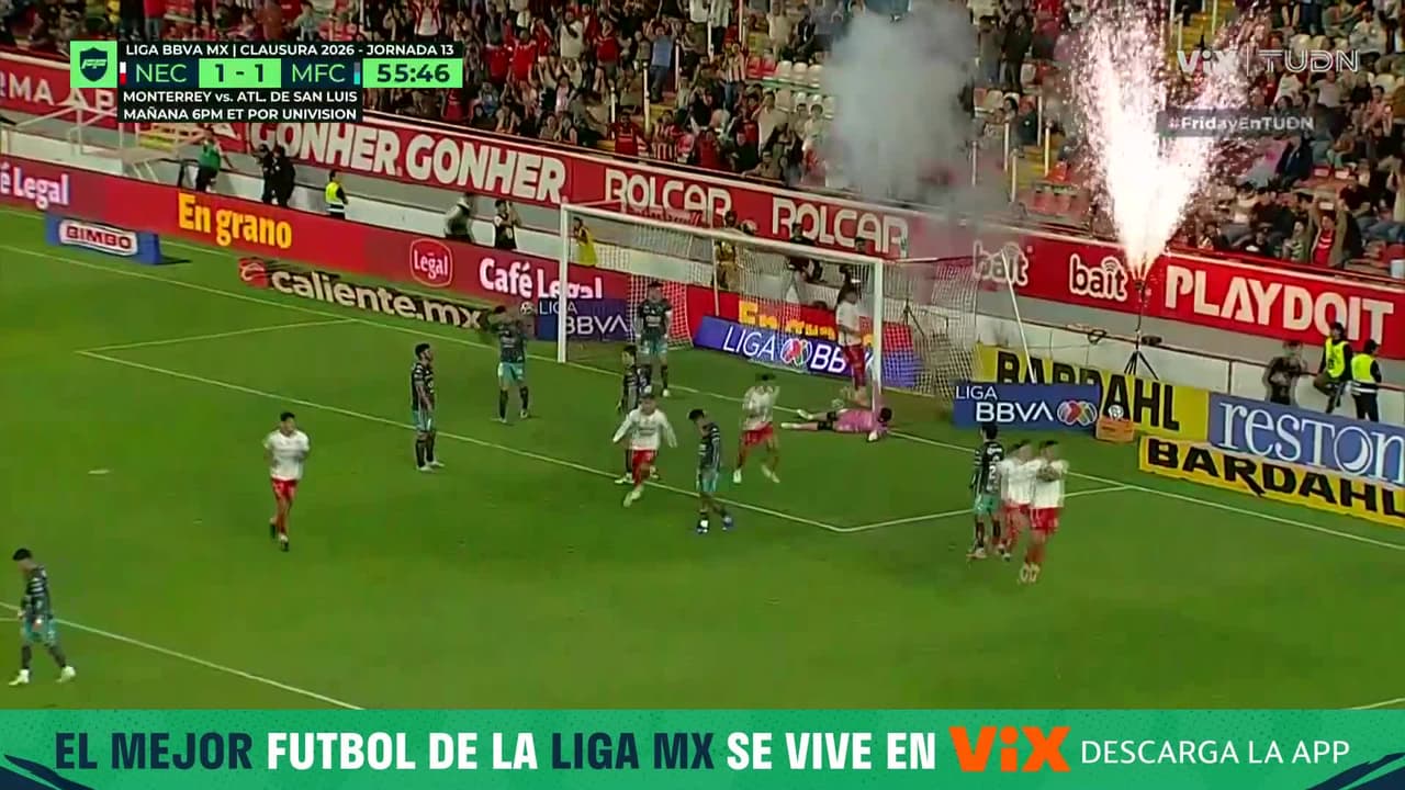 ¡Necaxa recupera su ventaja! Alexis Peña remata de cabeza para el 2-1