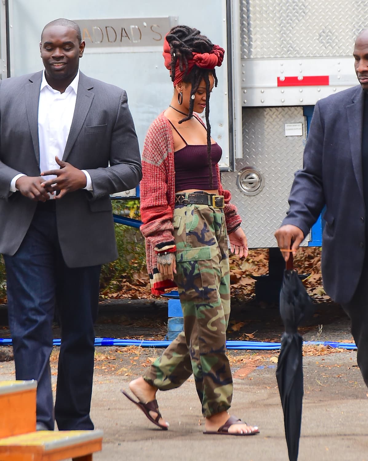 Un look muy 'rasta' para la cantante de Barbados.