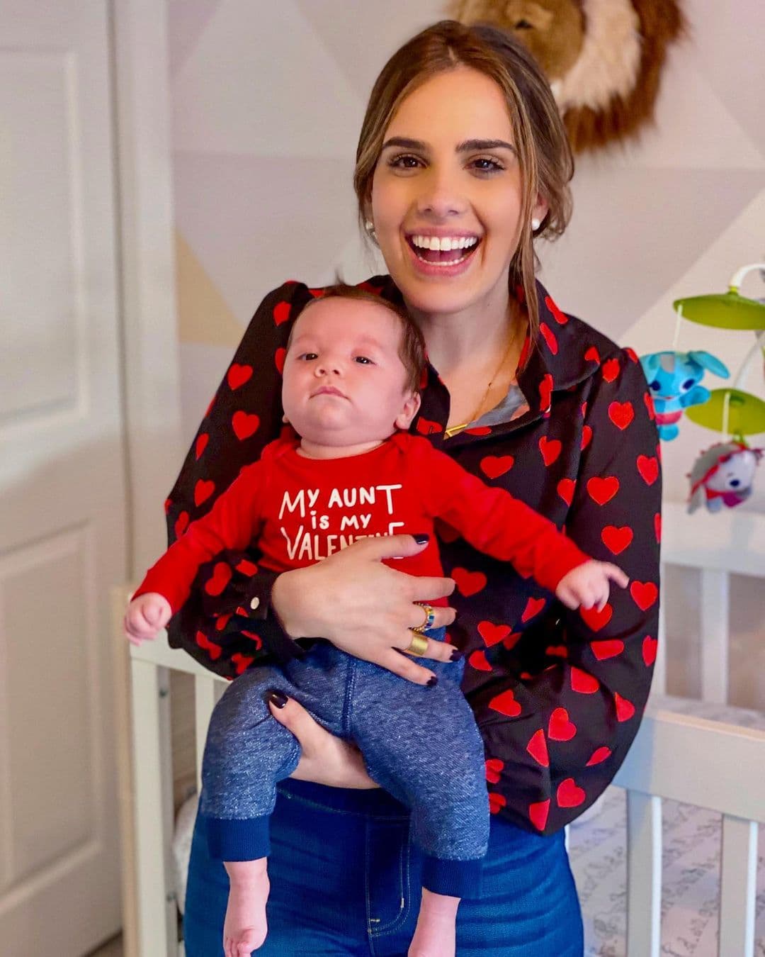 La primera cita de San Valentín de Diego fue con su mamá y sus tías, hermanas de Andrea Chediak.