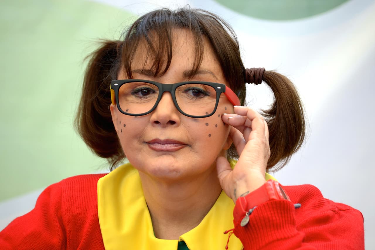 María Antonieta de las Nieves mejor conocida como ‘La Chilindrina’, está de luto por el fallecimiento de su esposo, el locutor Gabriel Fernández. 
<br>