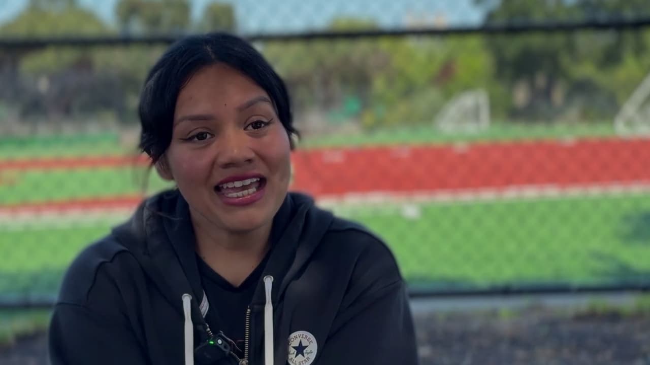 “Para seguir ahorrando”: Joven mexicana relata cómo vive en su auto en la ciudad de San Francisco