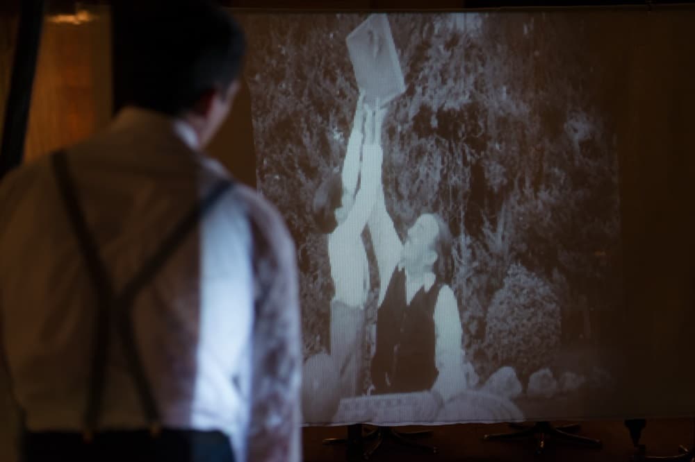 Cristina conquita el corazón de Alberto con un regalo muy especial.