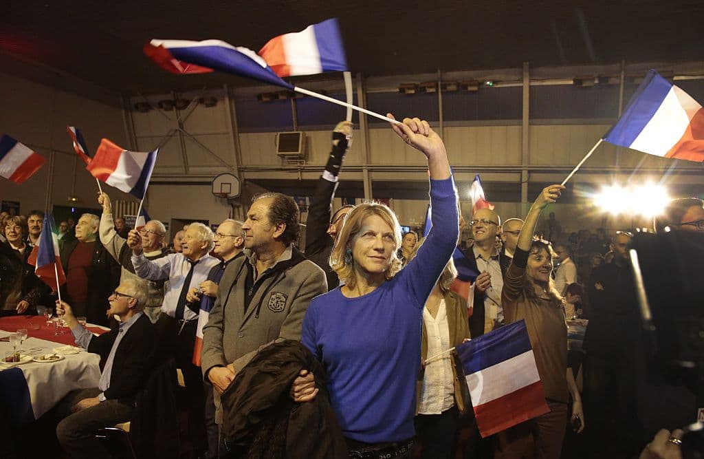 Frente Nacional domina elecciones regionales en Francia