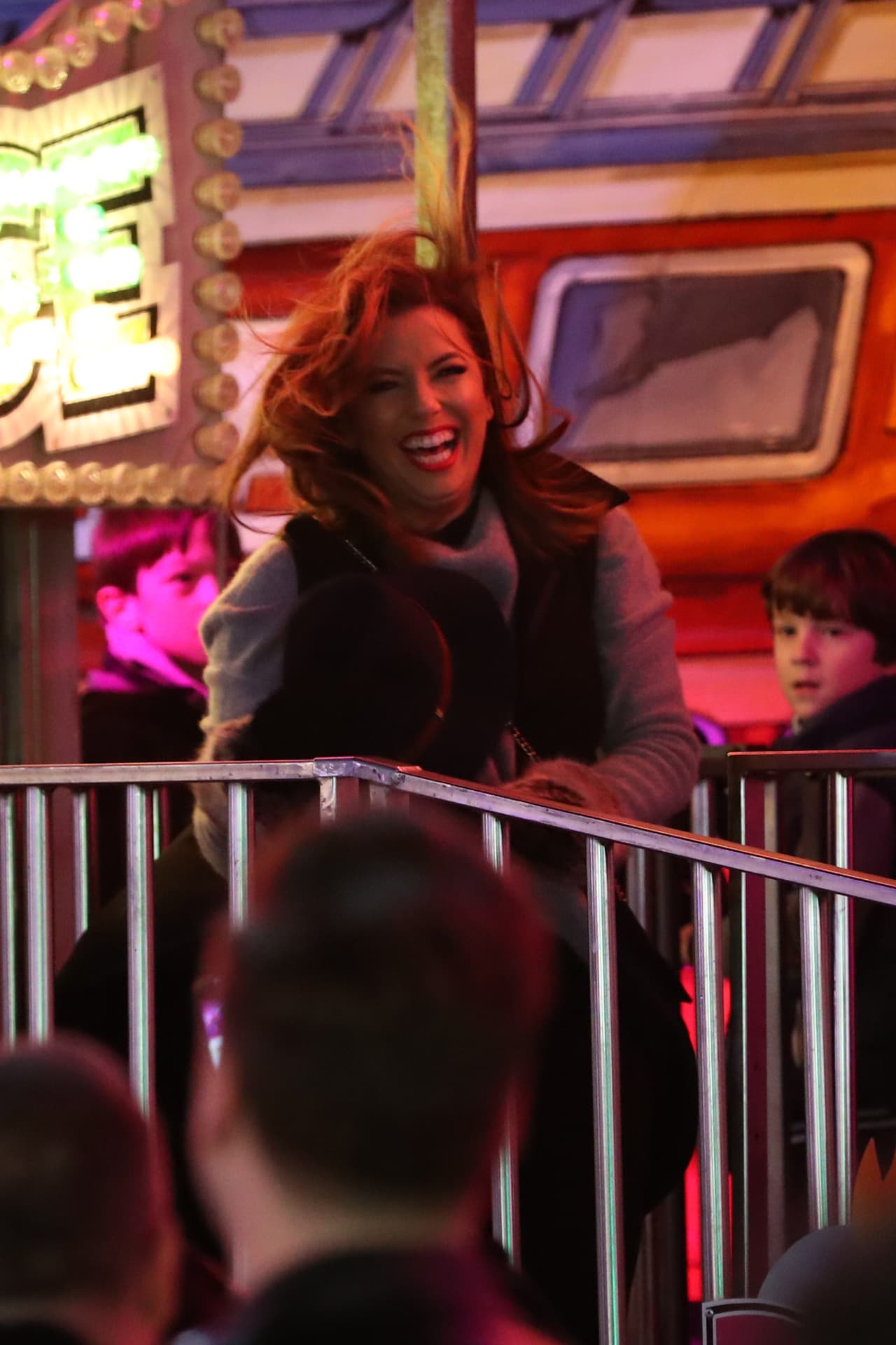 Esperamos que alguien haya agarrado el sombrero de doña Eva.