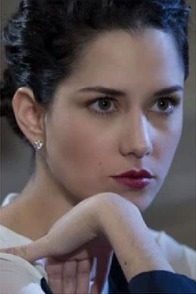 Desde chica supo que la politica no formaría parte de su futuro, pues la actuación era su pasión.