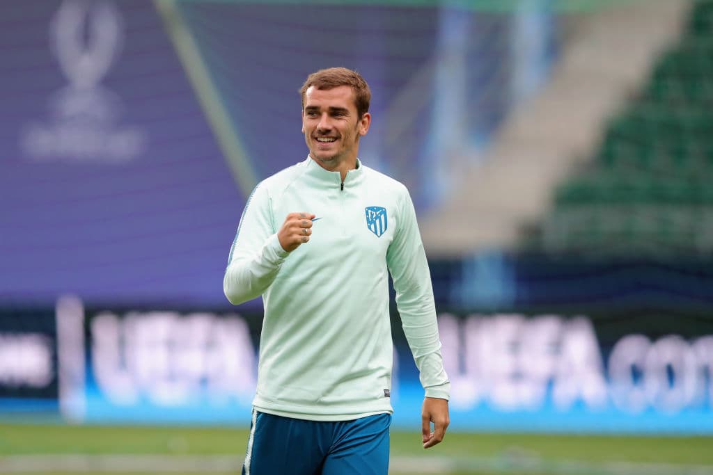 Antes de volverse a dejar crecer el pelo, Antoine aprovechó sus últimos momentos con el pelo corto en 2018.