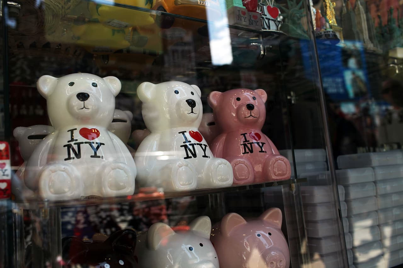 Glaser había confeccionado el diseño de los restaurantes del complejo del World Trade Center antes de que fuera atacado.
<br>