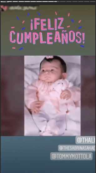 En sus historias de 
<b><a href="https://www.instagram.com/thalia/">Instagram, Thalía</a> </b>compartió pequeños clips creados por sus fanáticos, que también felicitaron a Sabrina Sakaë.